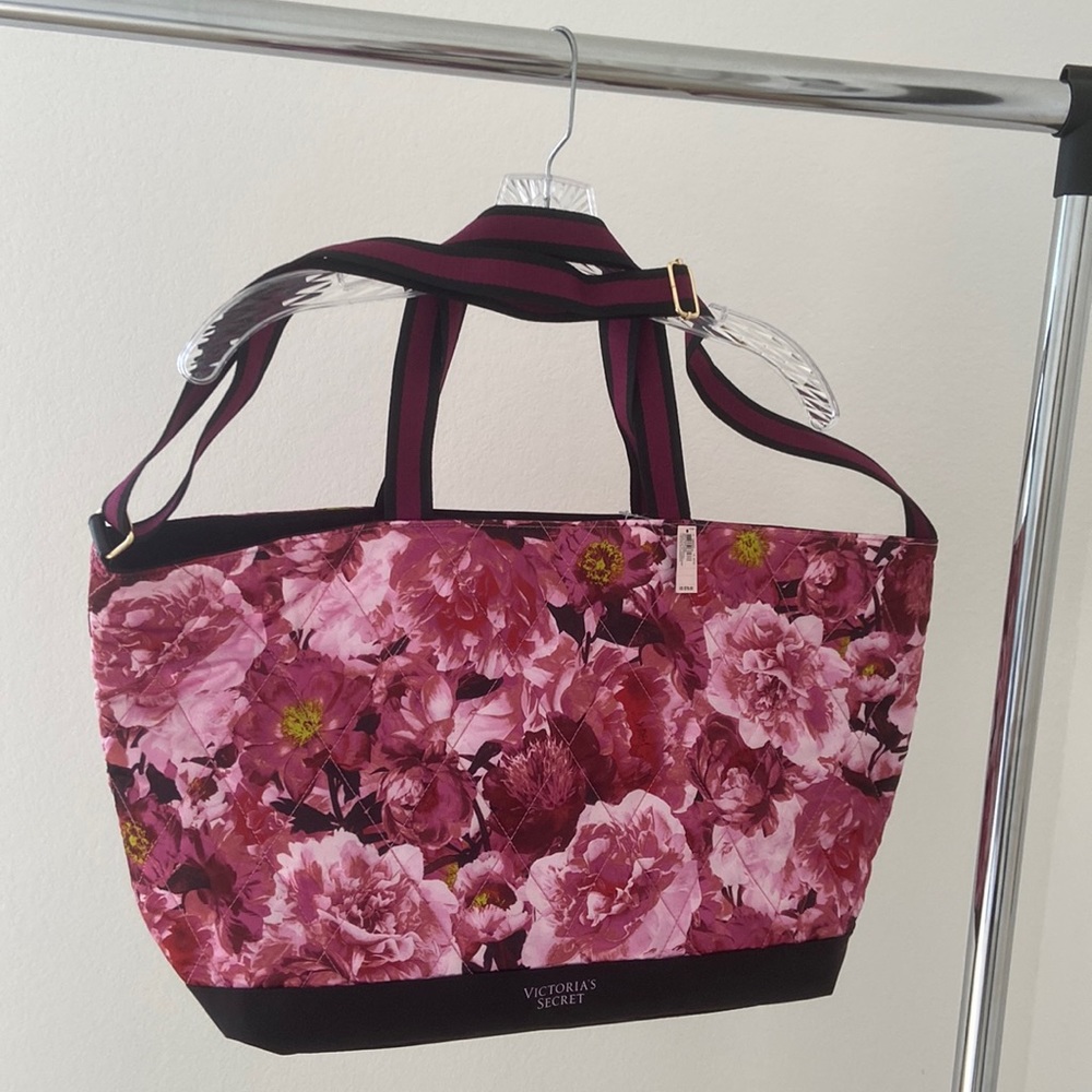 Victoria’s Secret Tote Bag (new 2022)